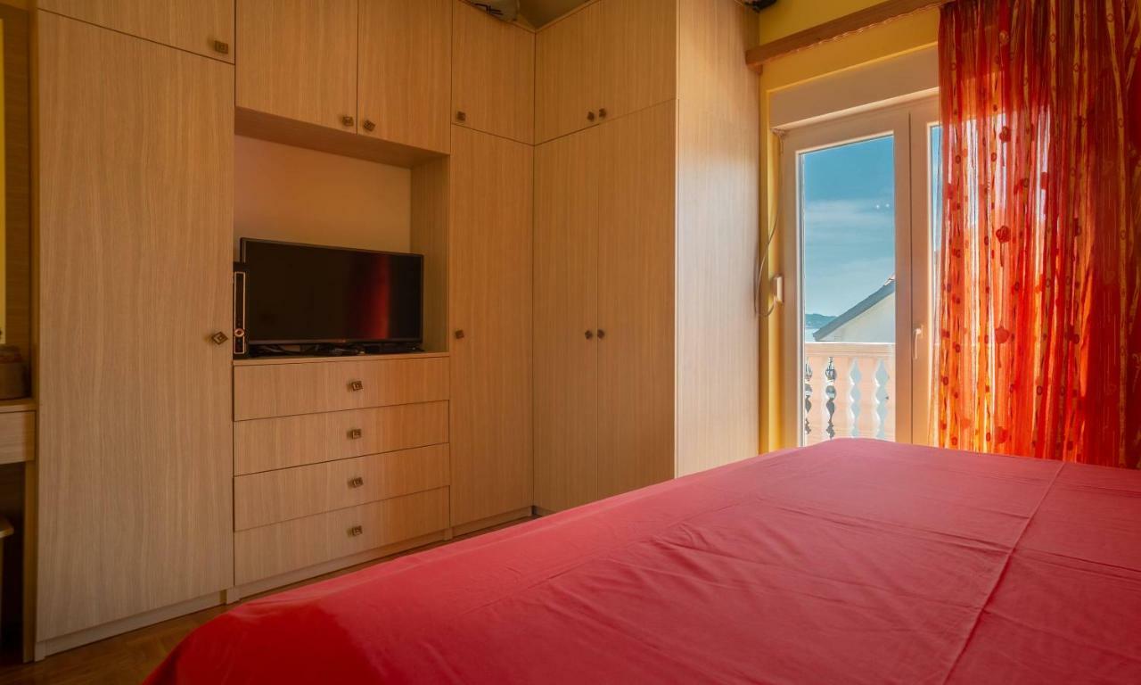 Apartments Tasija Tivat Exterior photo