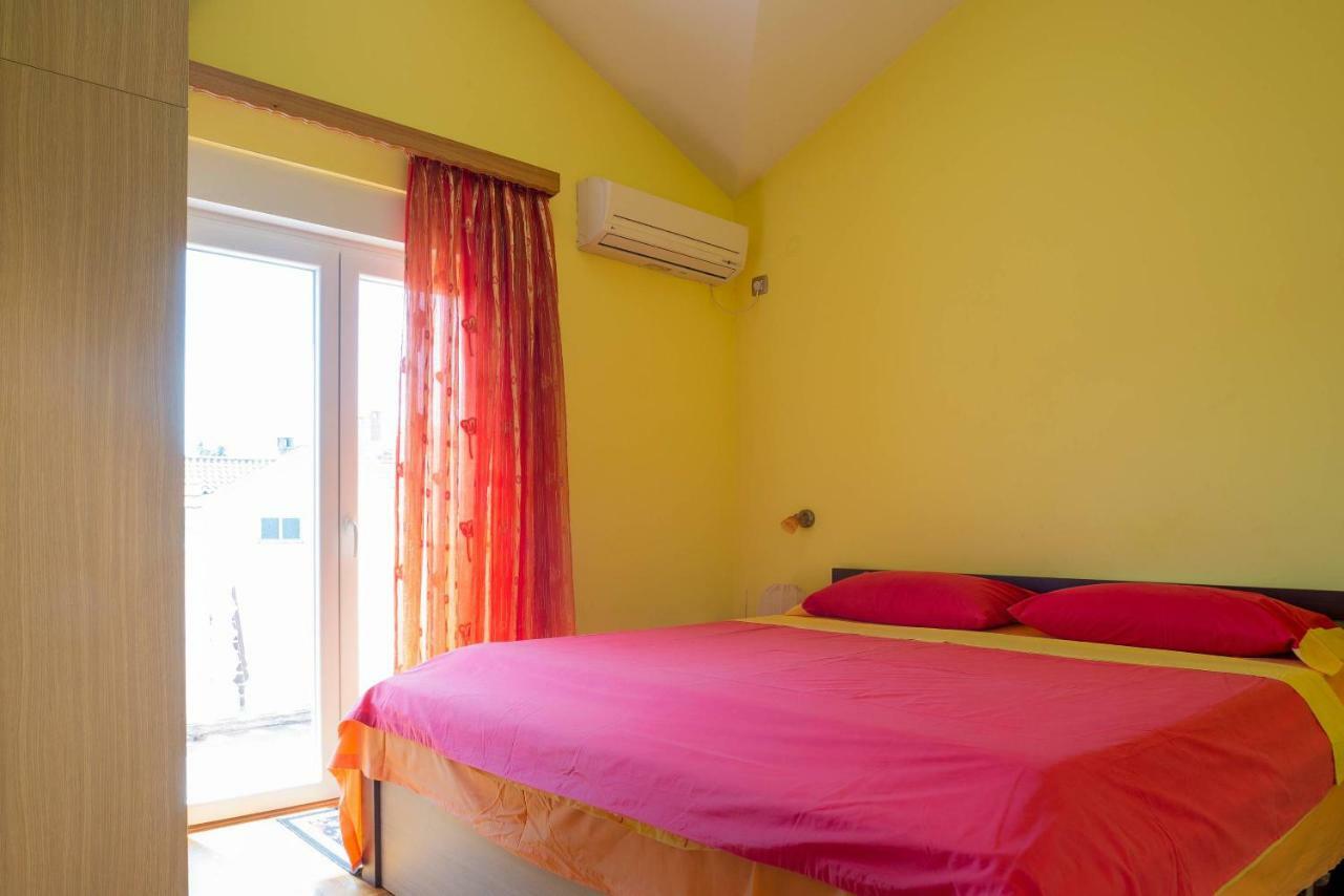Apartments Tasija Tivat Exterior photo