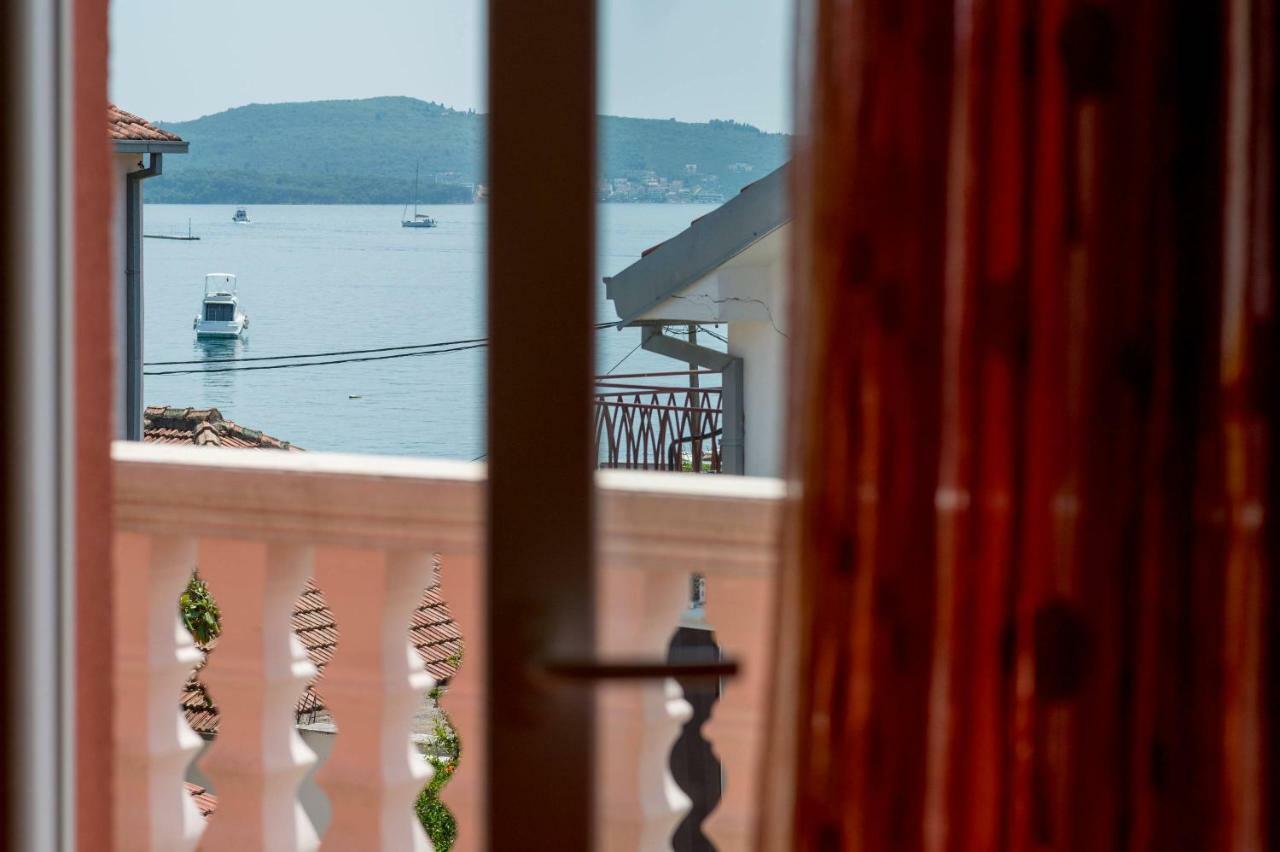 Apartments Tasija Tivat Exterior photo